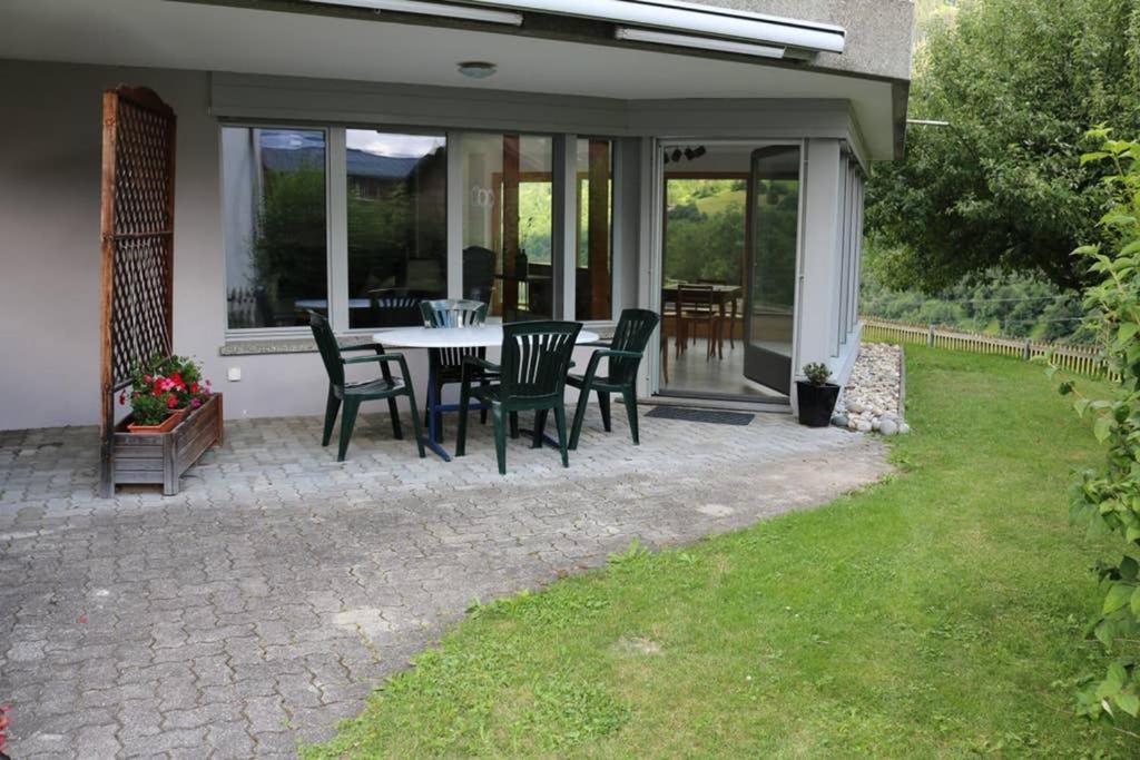 Ferienwohnung für 5 Personen in Cumpadials, inmitten der Surselva Sumvitg Exterior foto